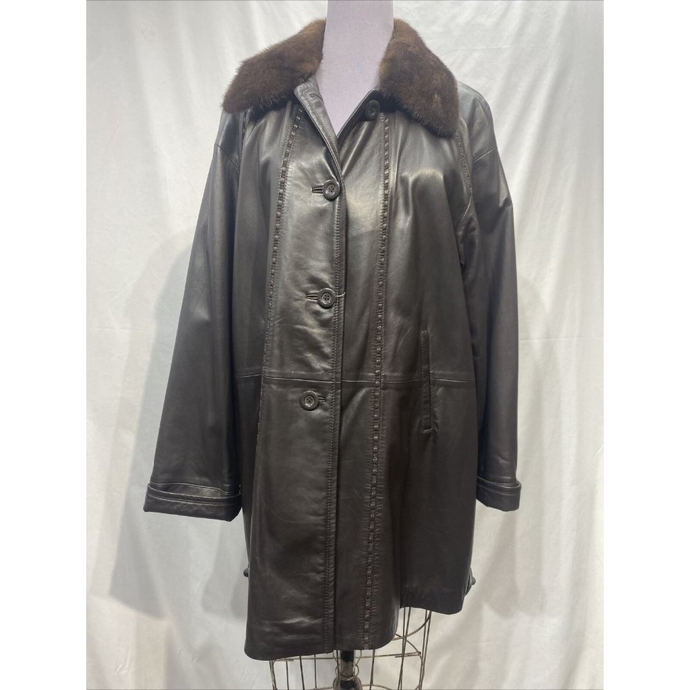brown leather stroller w maghogany mink collar (33